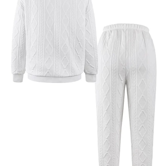 White Cable Knit Track sweatshirt and Pants Medium - Picture 5 of 5